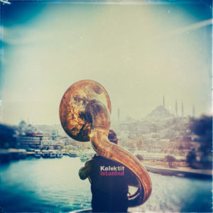 Kolektif Istanbul – Pastirma Yazi