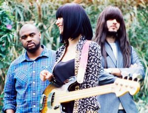 Khruangbin 